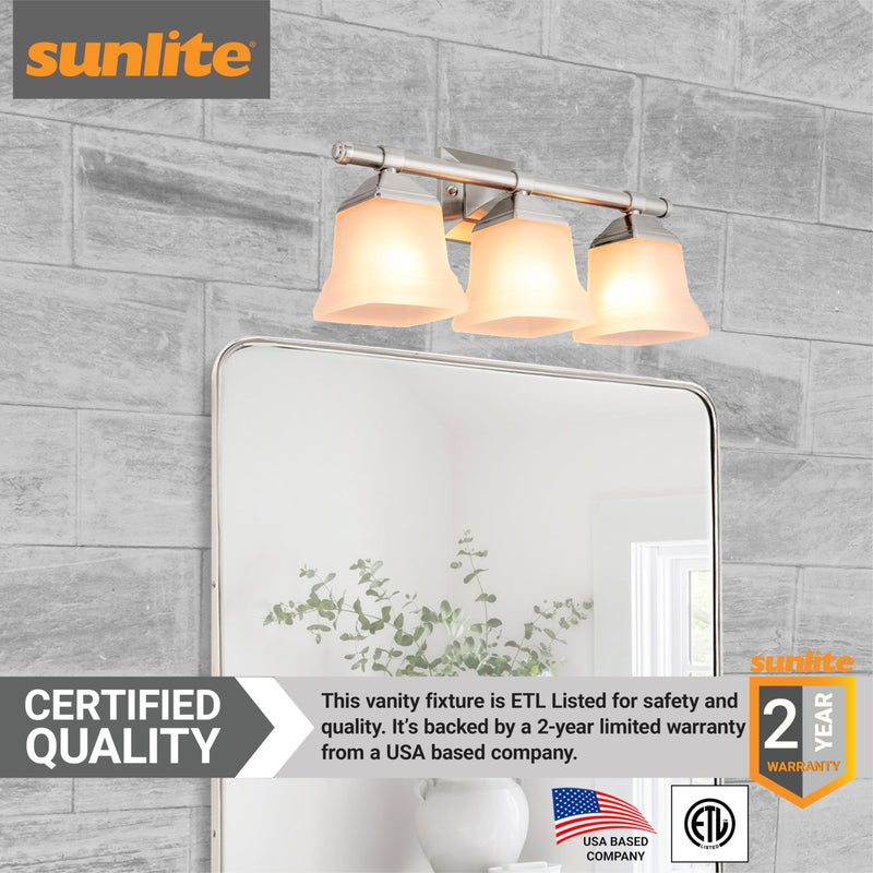 Sunlite ضوء حائط حديث مربع من صنلايت 46063 بحجم 20 بوصة، قاعدة متوسطة (E26)، يتطلب لمبة A19 قياسية (100 واط كحد أقصى)، ظل زجاجي مصنفر، مدرج في ETL، تشطيب نيكل مصقول بـ 3 أضواء - Image 5